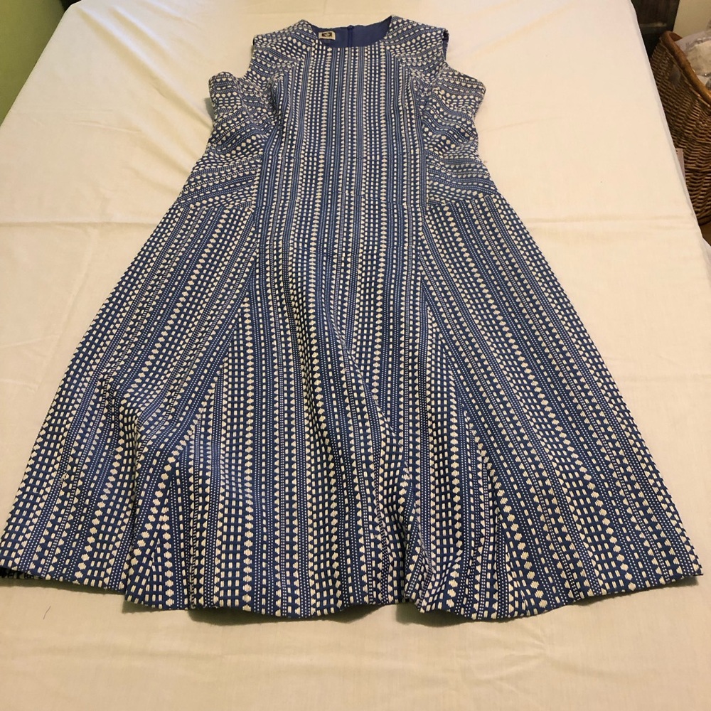 Anne Klein Blue and White Patterned Midi Dress